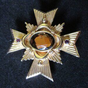Vtg. Avon Amethyst Rhinestone & Polished Gold Tone Maltese Cross Brooch/Pendant